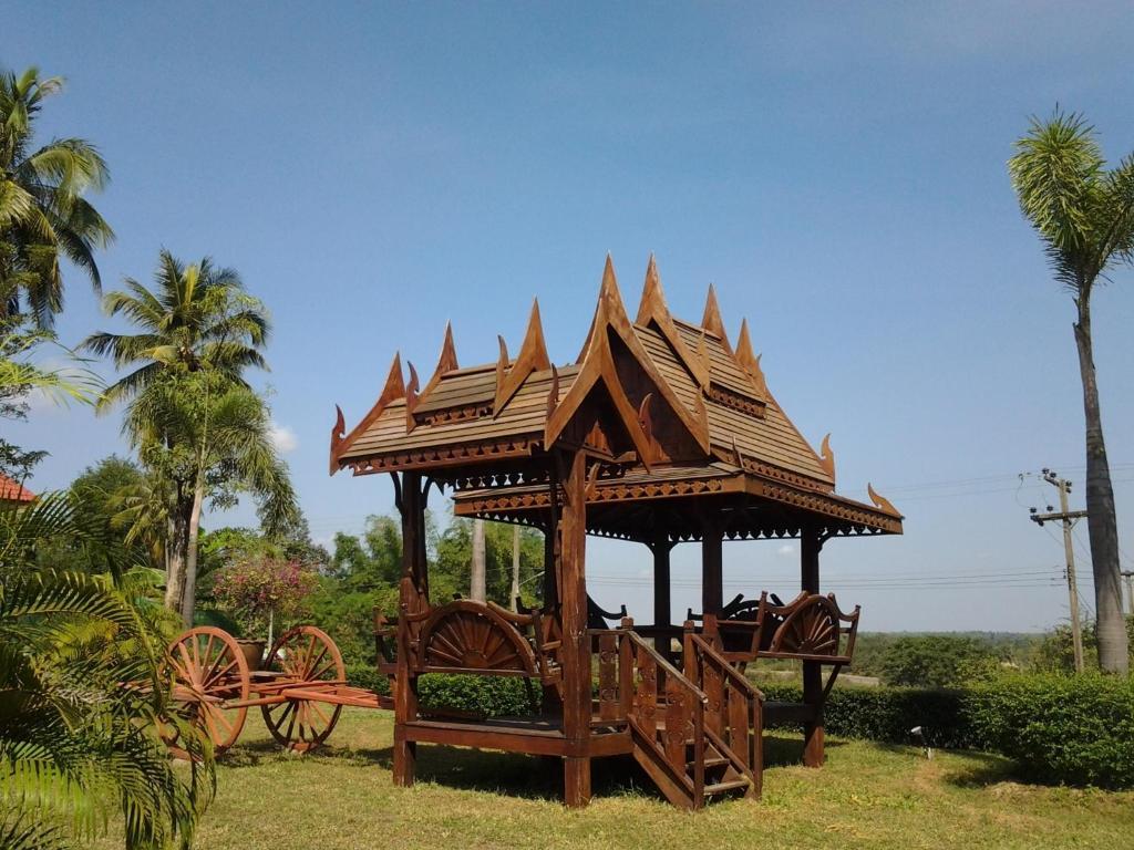 أوبونراتْشاتاني Moon River Resort المظهر الخارجي الصورة