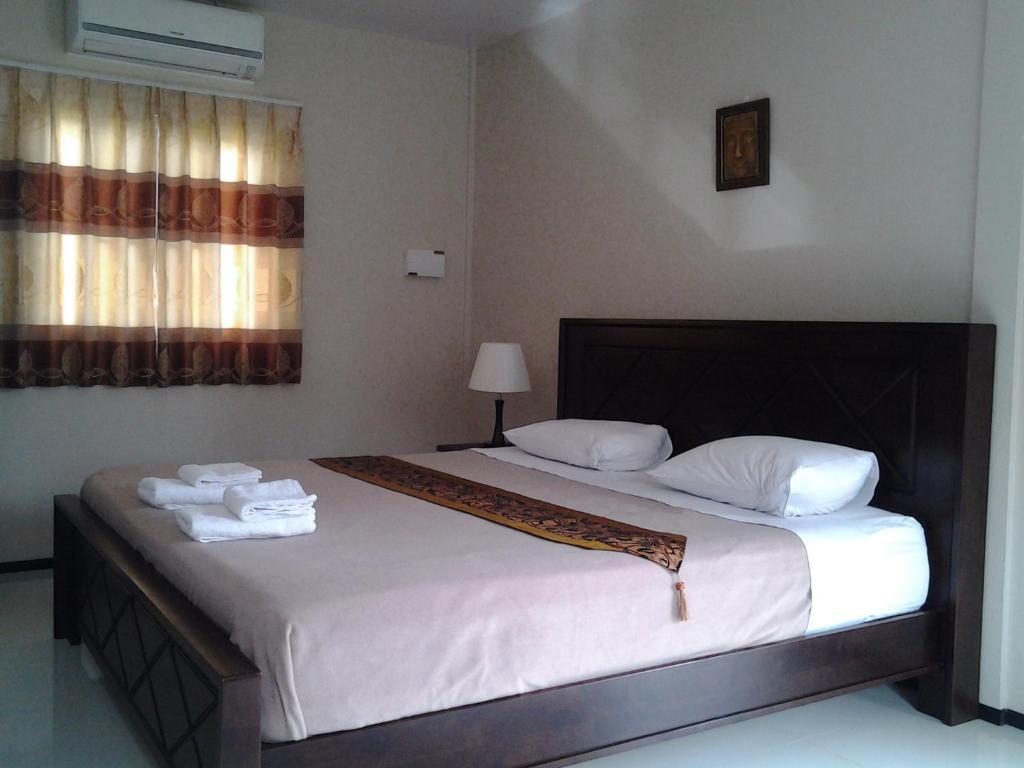أوبونراتْشاتاني Moon River Resort المظهر الخارجي الصورة